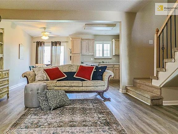 2nd image of 1403 SE Lexington Ave #137B