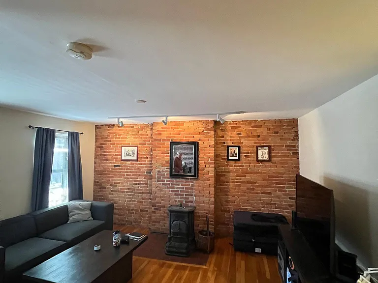 123 W Concord St #2 — Photo 8