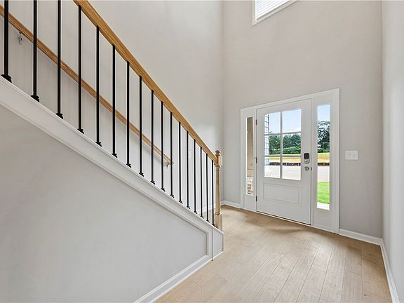 2nd image of 1605 Havens Ct
