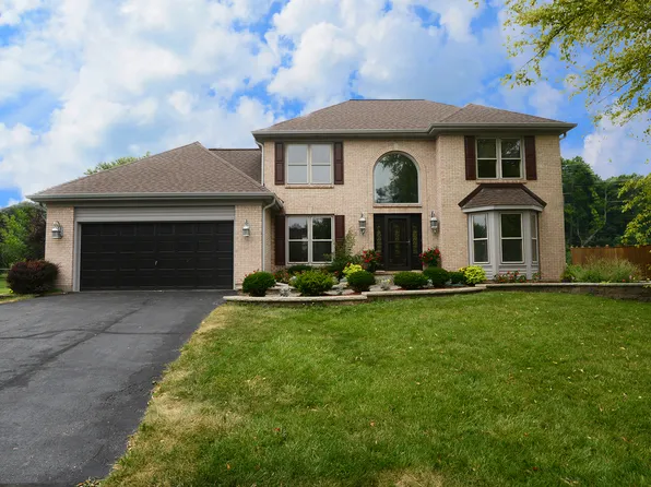 650 Lavina Ct, Bolingbrook, IL 60440