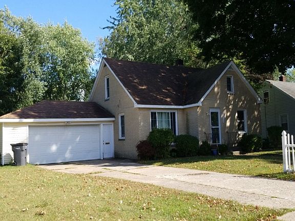 3rd image of 152 Witmer Ave