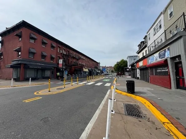 137 Monticello Avenue image 19 of 25