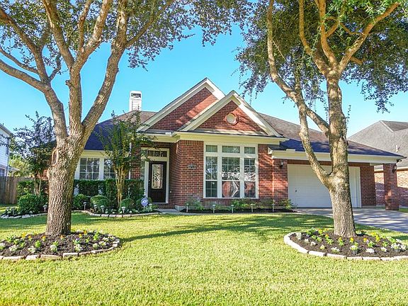3rd image of 3711 Worthington Lake Dr