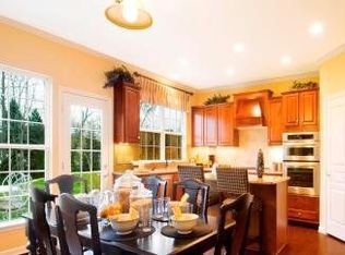 10513 Paxton Run Rd, Charlotte, NC 28277