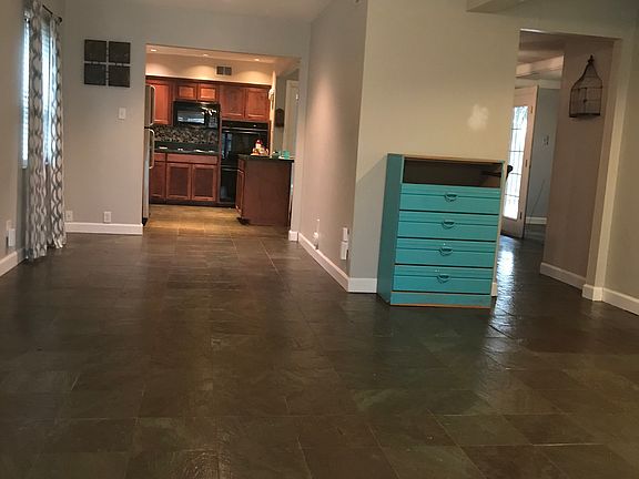 5th image of 8804 Larchwood Dr