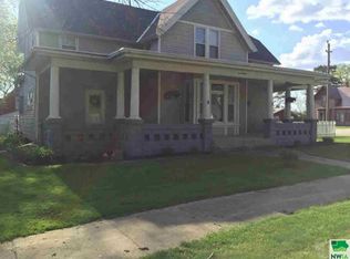 413 Birch St, Correctionville, IA 51016