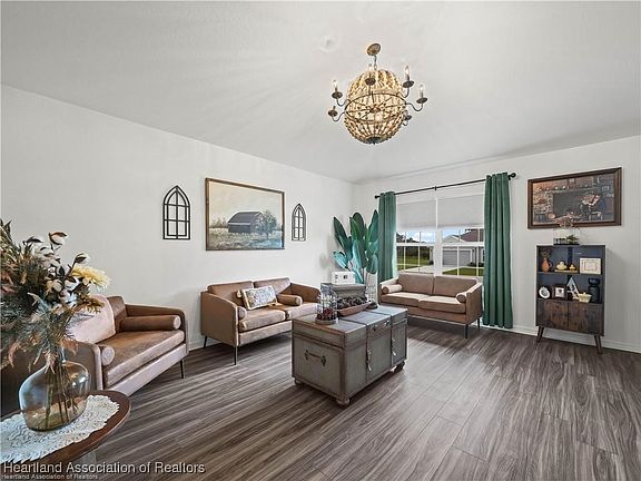 5th image of 1220 Ridge Dr