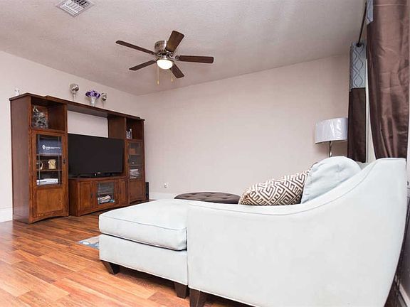 4th image of 6291 Cottage Woods Dr