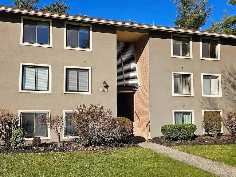 128 Kirkbride Rd #6 — Photo 1