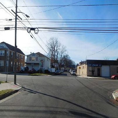 2nd image of 603 Van Buren Ave