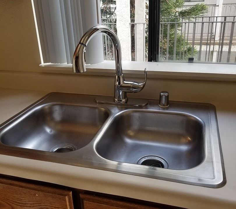 1st image of 1101 Melrose Ave APT 3