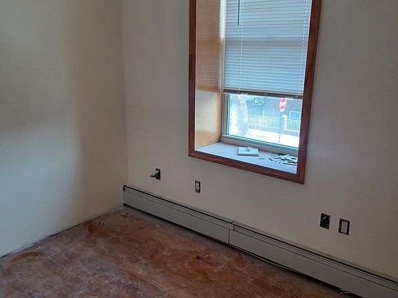5th image of 85 Bay 8th St #2R
