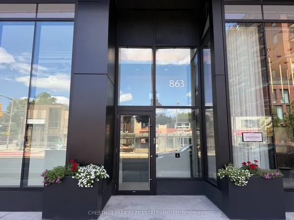 863 Saint Clair Ave W #603, Toronto, ON M6C 0B2