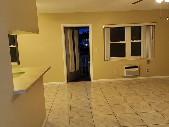 2nd image of 239 Coventry J