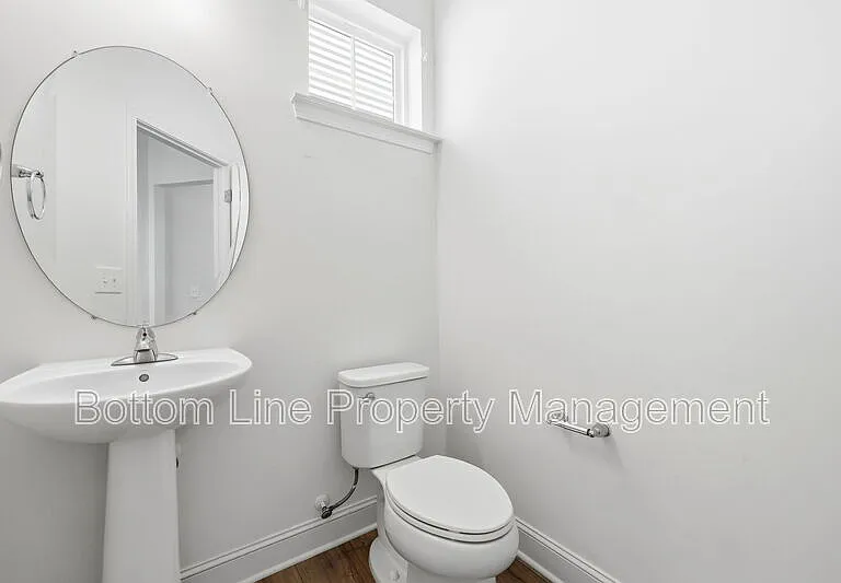 24 Blackthorn Ln — Photo 38