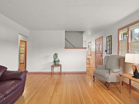 5th image of 612 N Duane Ave