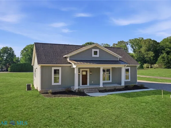 25 Betts View Ln, Burgess, VA 22432