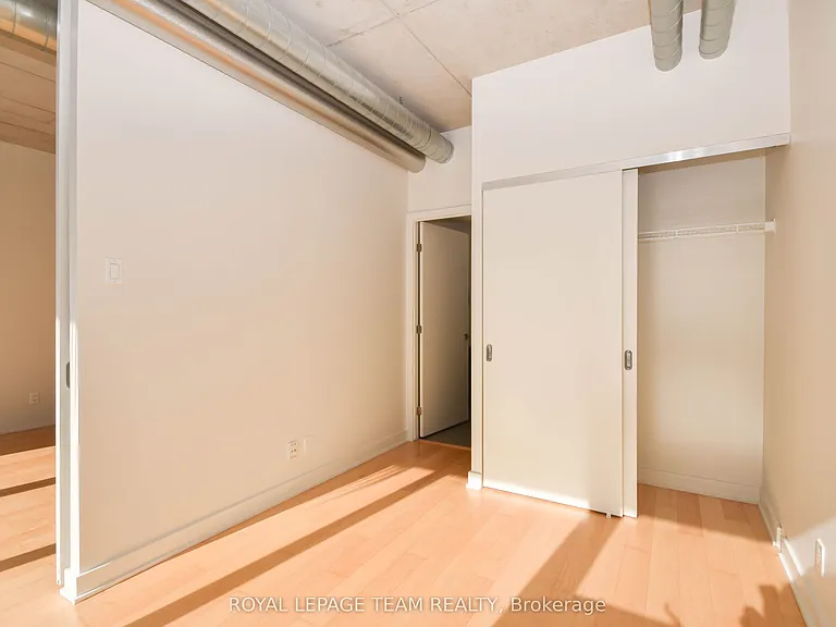349 McLeod St #523 — Photo 17
