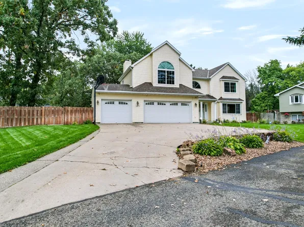 1871 130th Ln NW, Coon Rapids, MN 55448