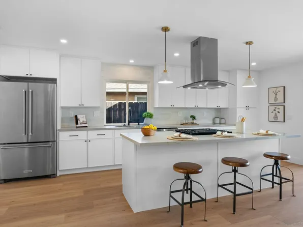 5377 Limerick Ave, San Diego, CA 92117