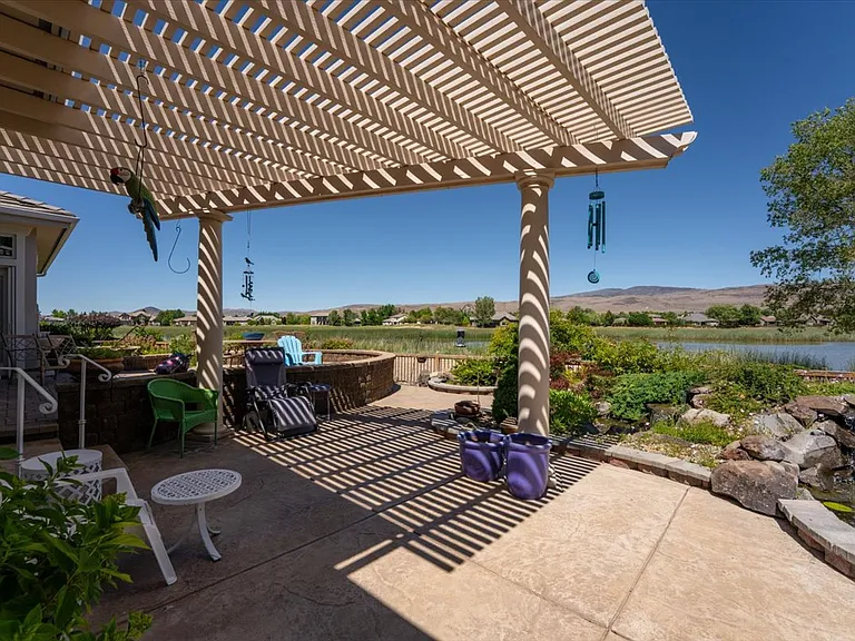 7330 Island Queen Dr — Photo 15