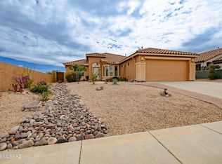 1013 W Placita Vargas, Green Valley, AZ 85614