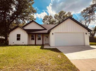 1002 E Main St, Whitehouse, TX 75791