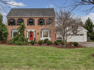 96 Hill Top Rd, Basking Ridge, NJ 07920