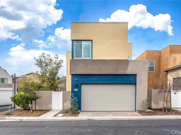 446 Chorus, Irvine, CA 92618