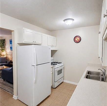 5th image of 1929 Vantage Point Pl APT J
