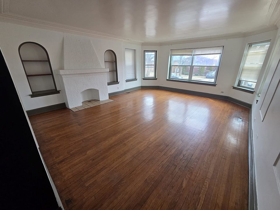 1st image of 6428 N Mozart St APT 1