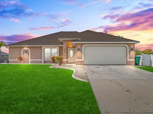 302 NW 2nd Ave, Cape Coral, FL 33993
