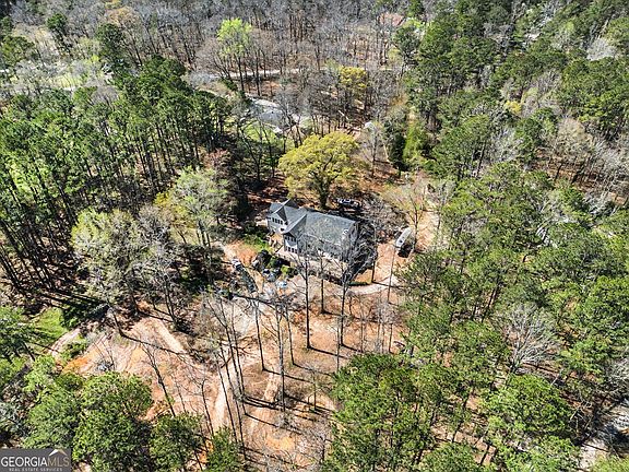 3rd image of 351 Longview Rd
