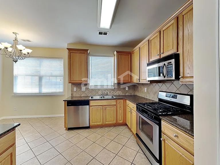 13626 Armour Ridge Dr — Photo 4