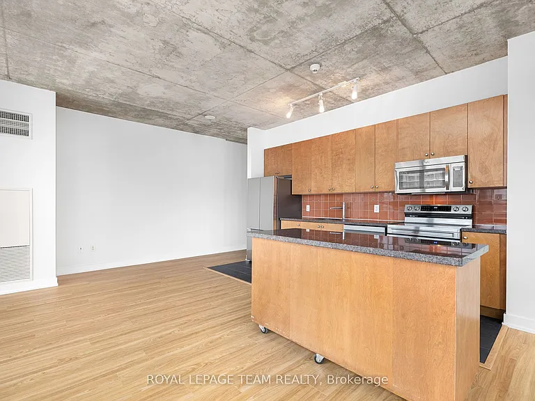 179 George St #2106 — Photo 14