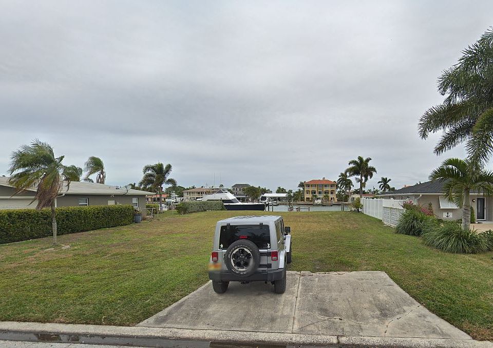 2nd image of 11215 6th St E