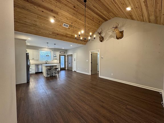 4th image of 1021 Ida Grace Trl