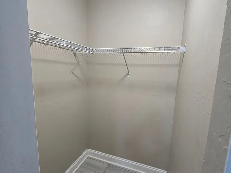 3027 SW 23rd Ave — Photo 14