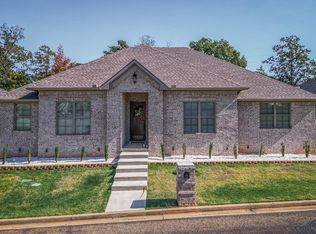 2906 Lismore Ln, Longview, TX 75605