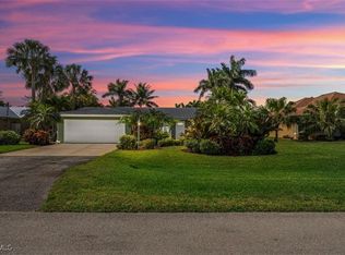 2032 Coral Point Dr, Cape Coral, FL 33990