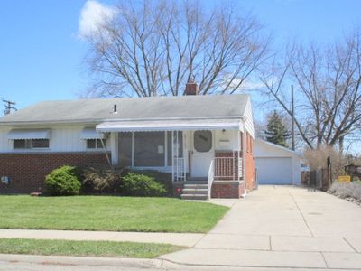 23100 Schroeder Ave, Eastpointe, MI, 48021