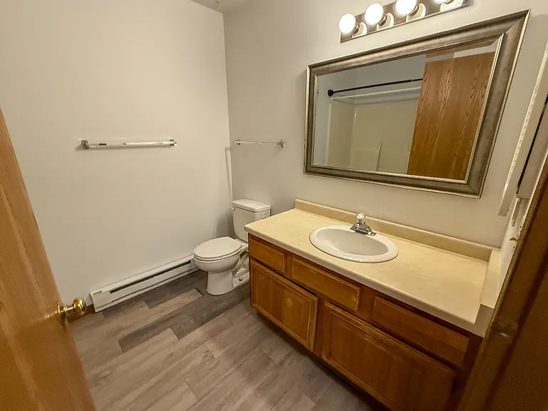 210 Howard St #1 — Photo 17