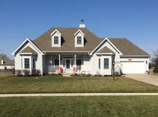 800 E Grand Ave, Saint Joseph, IL