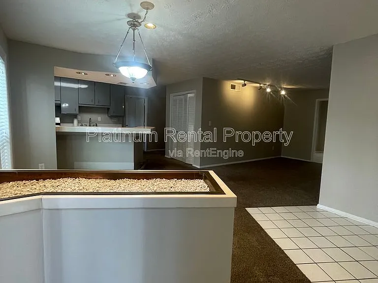 402 Wynnes Ridge Cir SE — Photo 5