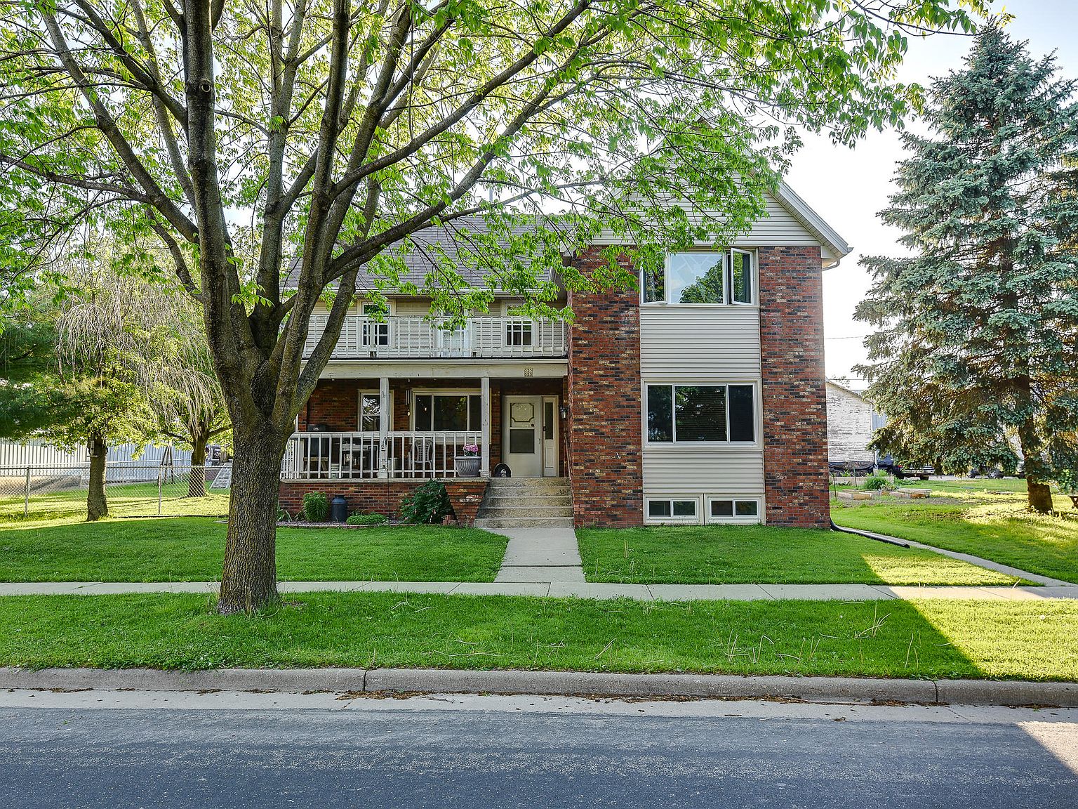 325 S Lake St, Hustisford, WI 53034 Zillow