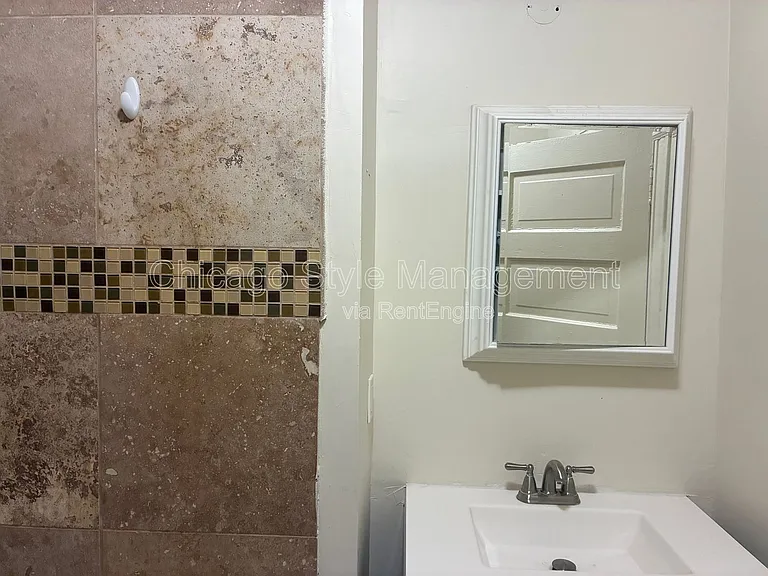 9035 S Burley Ave #1 — Photo 13