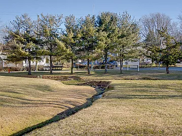 Catons Villas Apartments — Photo 13