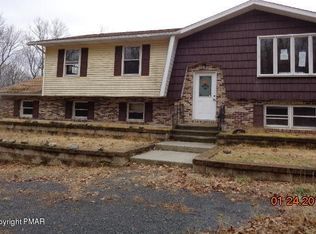 4216 Cherry Lane Church Rd, Henryville, PA 18332