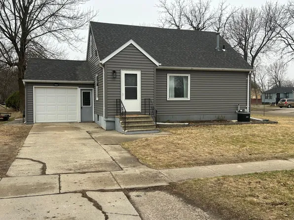 1119 Grand Ave, Worthington, MN 56187