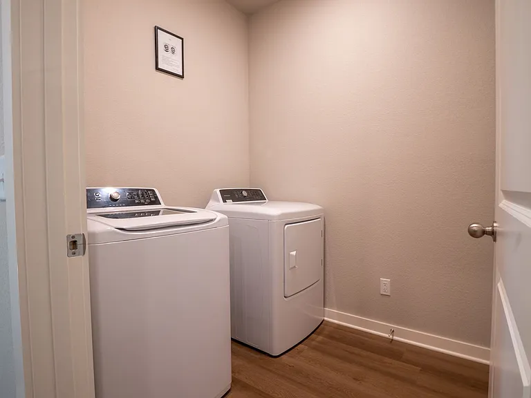 1134 N Pink Ter — Photo 11